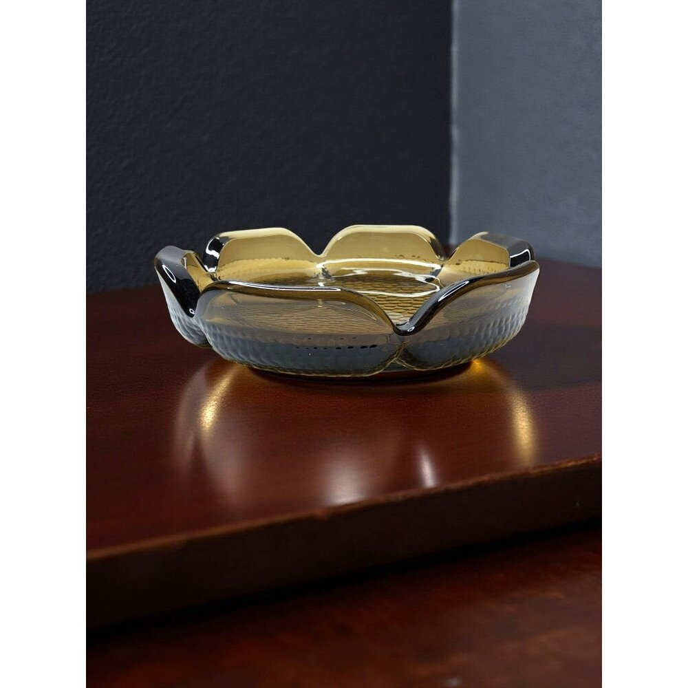 Vintage 1960's Mid Century Modern Round Pebbled Scalloped Smoke Color Ashtray. 6